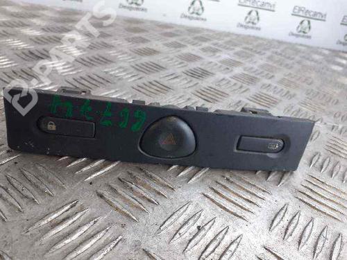 Warnblinkschalter für RENAULT CLIO II (BB_, CB_) [1998-2016]  5831263