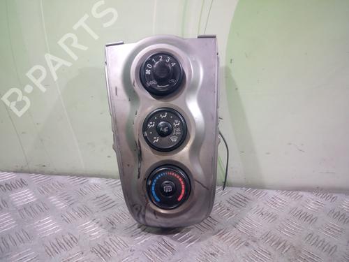 AC Styreenhet / Manøvreringsenhet TOYOTA YARIS (_P9_) [2005-2014]  10211473