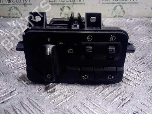 Used Headlight switch BMW 3 (E46) 320 i (170 hp) 4528681