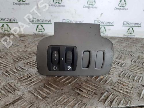 Used Headlight switch RENAULT SCÉNIC II (JM0/1_) [2003-2010]  13459435