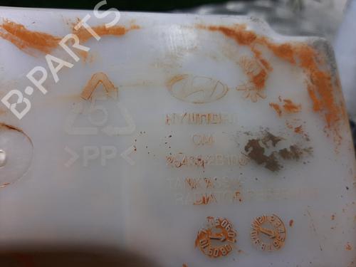 Expansion tank HYUNDAI SANTA FÉ II (CM) 2.2 CRDi 4x4 | BP24981526C120