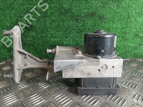 Used ABS pump ABS pump MERCEDES-BENZ CLK (C209) CLK 270 CDI (209.316) (170 hp) 33239407 33239407