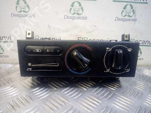 AC Styreenhet / Manøvreringsenhet PEUGEOT 406 (8B) 1.9 TD (90 hp) 4542440