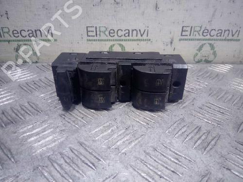 Used Left front window switch RENAULT KOLEOS I (HY_) [2008-2025]  4607416