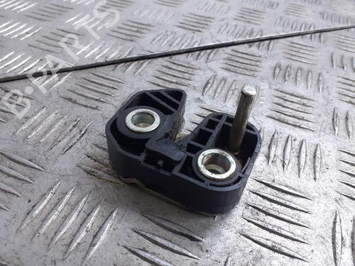 Used Front left lock MERCEDES-BENZ MB Van (W631) D (631.332, 631.342) (75 hp) 6792280