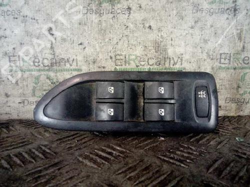 Used Left front window switch RENAULT LAGUNA II (BG0/1_) [2001-2007]  4689563