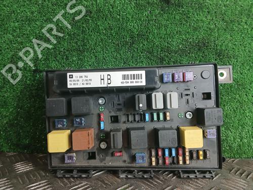 fuse-box-opel-astra-h-gtc-a04-2005-2006-2007-2008-2009-2010-31952471 main image