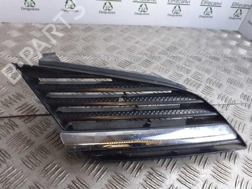 Used Grille NISSAN PRIMERA (P12) 2.2 Di (126 hp) 6421020