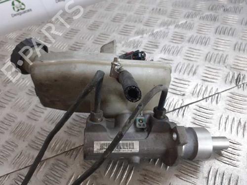 Used Brake master cylinder FORD TRANSIT Van (FA_ _) 2.4 TDE (115 hp) 5767013