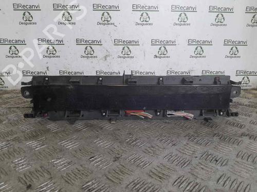 Used Instrument cluster RENAULT SCÉNIC II (JM0/1_) [2003-2010]  19542935