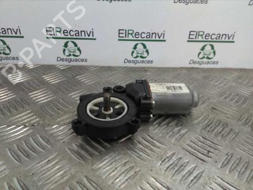 Used Left front window motor CITROËN XSARA (N1) 1.6 16V (109 hp) 4538790