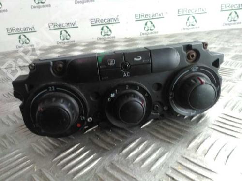 Used Climate control Climate control SEAT LEON (1P1) 1.9 TDI (105 hp) 4525658 4525658