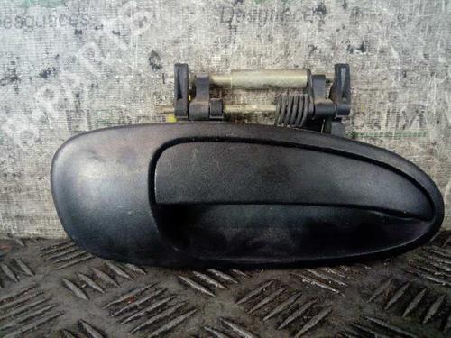 Højre fortil udvendigt håndtag TOYOTA AVENSIS (_T22_) 1.6 i (AT220_, AT220R) (110 hp) 5146455