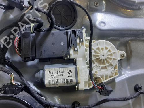 Front right window mechanism VW GOLF IV (1J1) 1.6 | BP25717821C23 