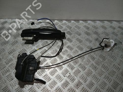 Høyre foran lås NISSAN QASHQAI I (J10, NJ10) [2006-2015]  31995580