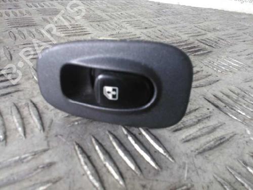 Used Left rear window switch HYUNDAI ACCENT II (LC) [1999-2012]  4549419