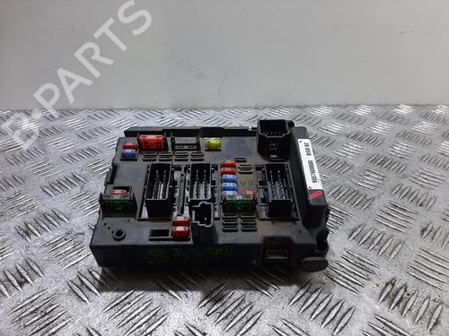 Used Fuse box Fuse box PEUGEOT 308 I (4A_, 4C_) [2007-2016] 30682685 30682685
