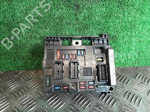 Caixa de fusíveis CITROËN XSARA PICASSO (N68) 1.6 HDi (90 hp) 31307670