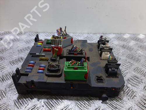 Used Fuse box CITROËN C3 I (FC_, FN_) 1.4 i Bivalent (73 hp) 30977393