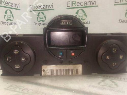 Used Climate control Climate control RENAULT MEGANE II (BM0/1_, CM0/1_) [2001-2012] 4530472 4530472