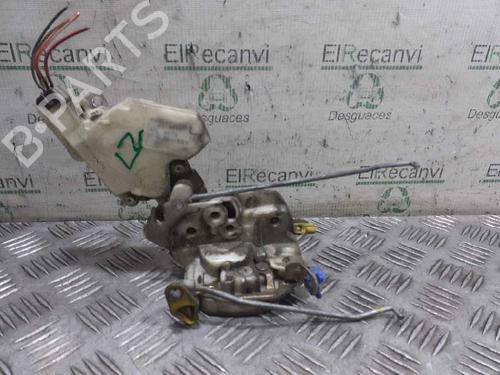 Used Front left lock NISSAN VANETTE CARGO Bus (HC 23) [1994-2001]  4700294