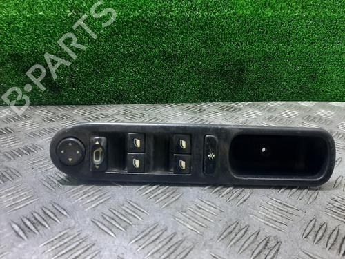 Used Left front window switch Left front window switch PEUGEOT 307 (3A/C) [2000-2012] 22617975 22617975