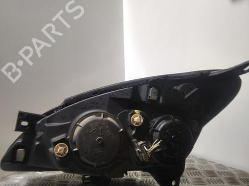 Right headlight CITROËN C5 I (DC_) 2.0 HDi (DCRHZB, DCRHZE) | BP30444763C29