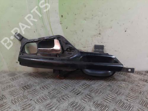 Used Front right interior door handle Front right interior door handle 13902106 13902106