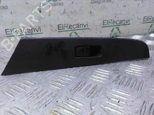 Used Right rear window switch MAZDA 3 (BK) 1.6 (BK14) (105 hp) 4520591