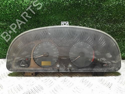 Used Instrument cluster CITROËN XSARA (N1) 1.9 D (70 hp) 26155904