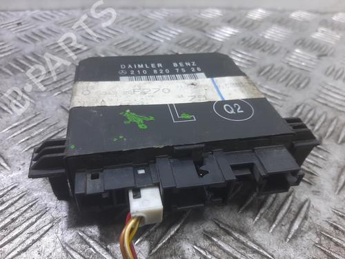 Commande Confort MERCEDES-BENZ C-CLASS (W202) C 180 (202.018) (122 hp) 33029353