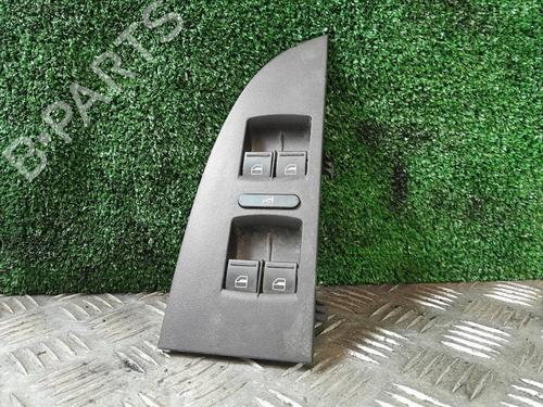 venstre-fortil-elrude-kontakt-seat-leon-1p1-2005-2006-2007-2008-2009-2010-2011-2012-2013-38525000 main image