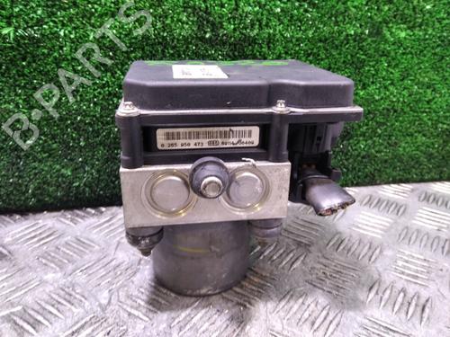 Used ABS pump AUDI A4 B6 Avant (8E5) 1.8 T (150 hp) 24621778