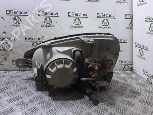 Right headlight HYUNDAI SANTA FÉ I (SM) 2.0 CRDi | BP18945422C29