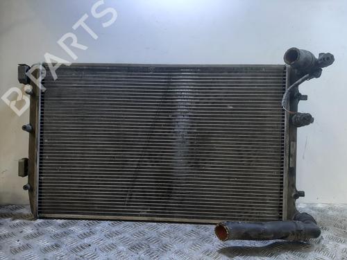 Used Water radiator Water radiator 37631292 37631292