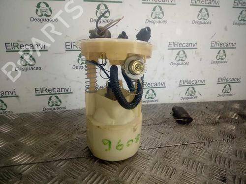 Used Fuel pump RENAULT MEGANE I Classic (LA0/1_) 1.6 16V (LA00, LA04, LA0B, LA11, LA16, LA19, LA1J, LA1K,... (107 hp) 4548473