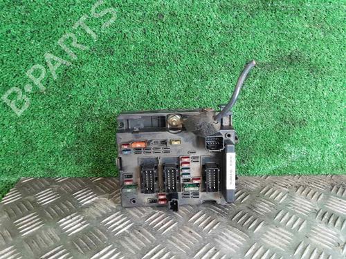 Used Fuse box Fuse box 28950734 28950734
