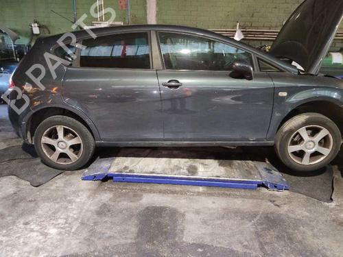 Left front brake caliper SEAT LEON (1P1) 1.9 TDI | BP11564943M105