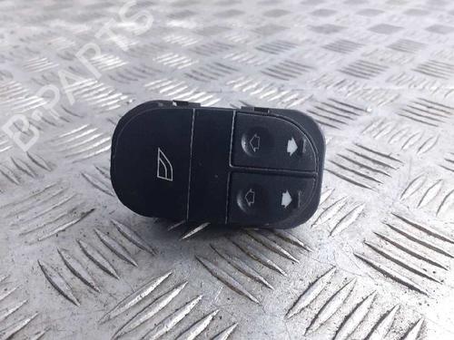 Used Left front window switch FORD MONDEO I (GBP) 1.8 i 16V (115 hp) 6438083