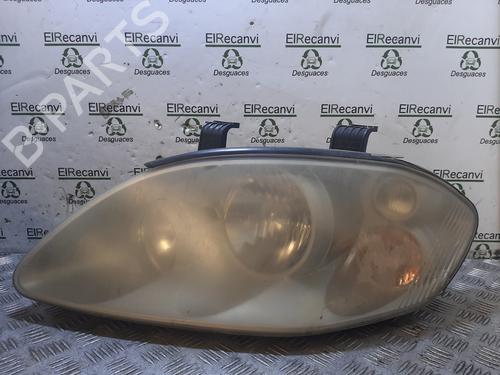 Used Left headlight SSANGYONG RODIUS I [2005-2025]  19123059