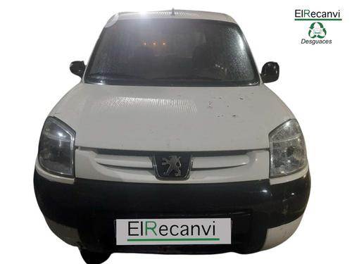 Fuse box PEUGEOT PARTNER MPV (5_, G_) | BP21866706E1