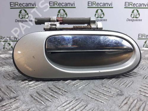 front-right-exterior-door-handle-nissan-almera-tino-v10-22-dci-plata-1998-1999-2000-2001-2002-2003-2004-2005-2006-5806584 main image