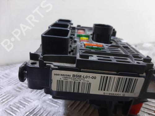 Fuse box PEUGEOT 407 (6D_) 2.0 (6DRFNB, 6DRFNE) | BP31335275E1