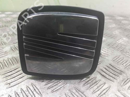 Used Tailgate handle SEAT CORDOBA (6K2) 1.4 16V (75 hp) 7008756