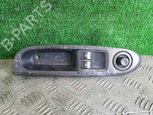 Used Left front window switch RENAULT CLIO II (BB_, CB_) [1998-2016]  22699840
