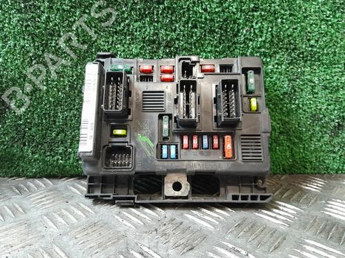 Used Fuse box Fuse box 37195609 37195609