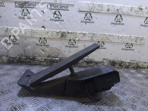 Pedal BMW 1 (E81) 118 i (143 hp) 28671970