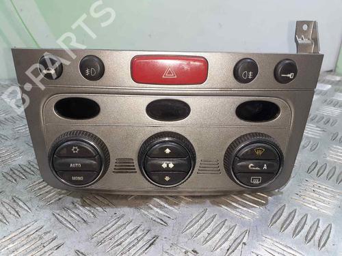 AC-Styringsenhed/Manøvreenhed ALFA ROMEO 147 (937_) 1.6 16V T.SPARK ECO (937.AXA1A, 937.BXA1A) (105 hp) 7521149