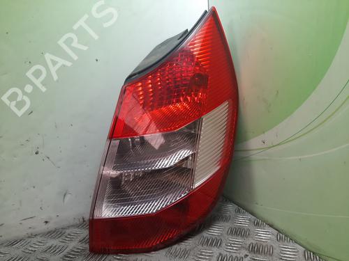 Used Right taillight RENAULT SCÉNIC II (JM0/1_) [2003-2010]  15844723