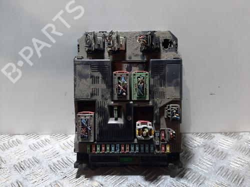 Zekeringkast PEUGEOT 307 Break (3E) 2.0 HDI 90 (90 hp) 30759731